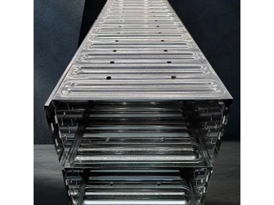 模壓橋架 防腐蝕設(shè)計適應(yīng)多種環(huán)境 大量批發(fā)圖2