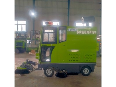 廠企園區純電動四輪清掃車電動四輪地面清潔車山東廠家多少錢臺報價表圖3